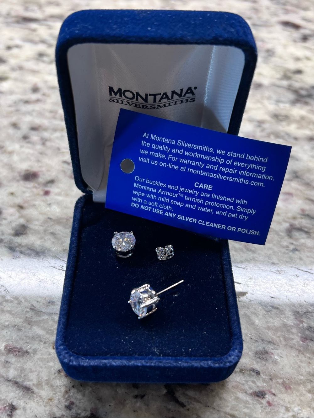 NEW Montana Silversmiths CZ Solitaire Stud Earrings ER2545 w/ Gift Box